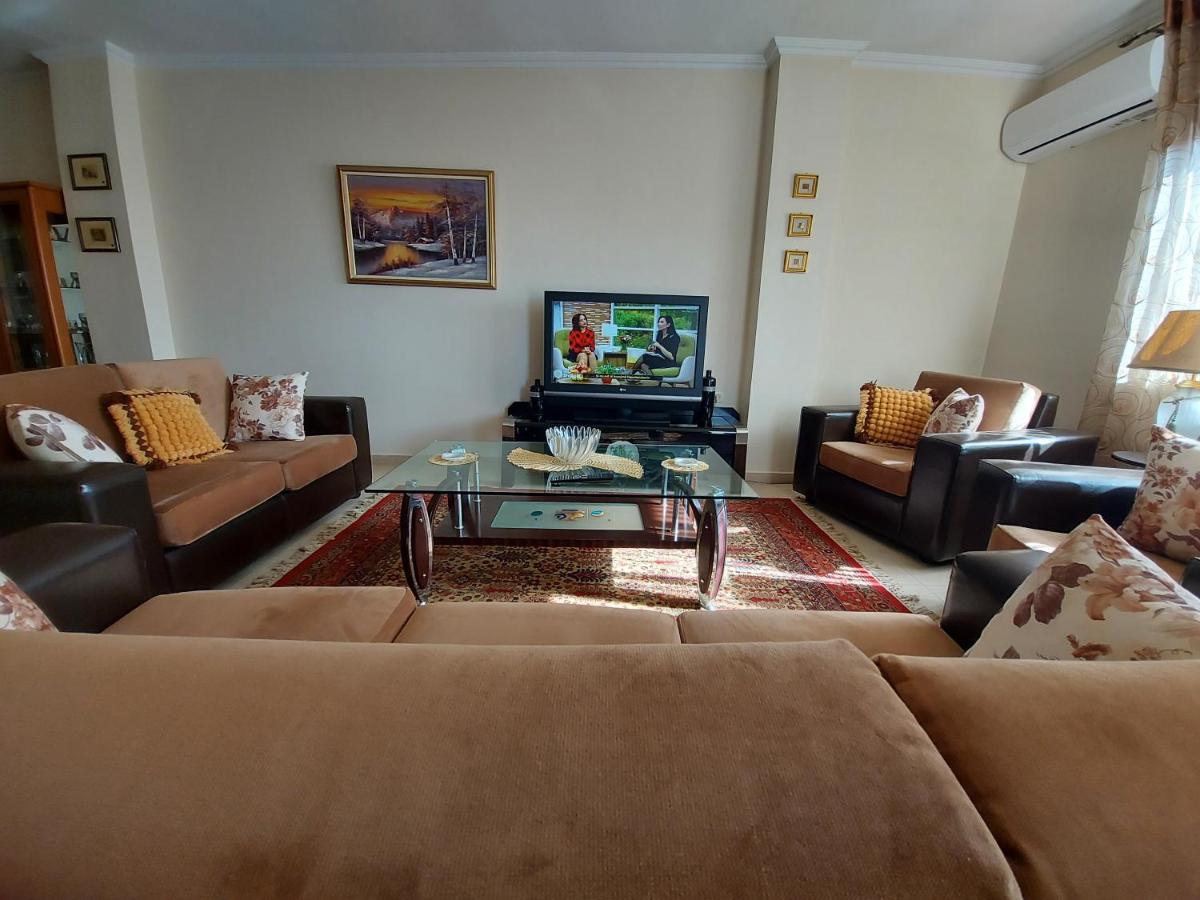 Geni Apartment Korce Exterior photo